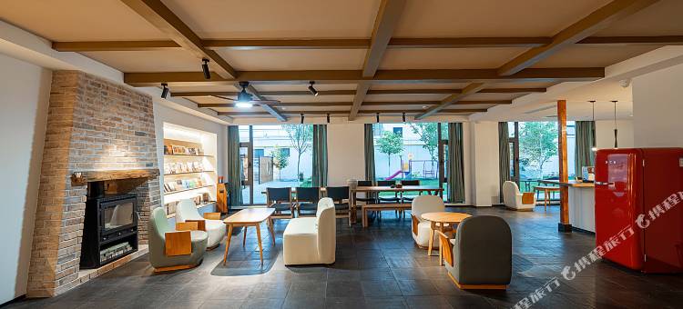 银川昊然山居民宿图片