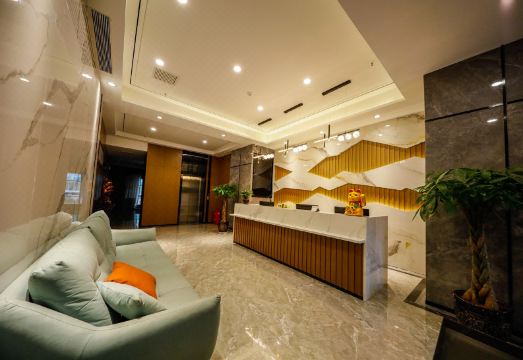 Xiangyue Hotel (Wanhe Square County Government Branch) Hotel Overview