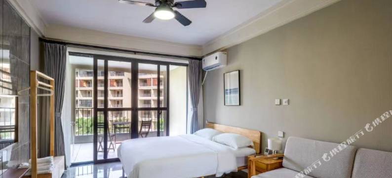 金月湾椰海小镇海上民宿图片