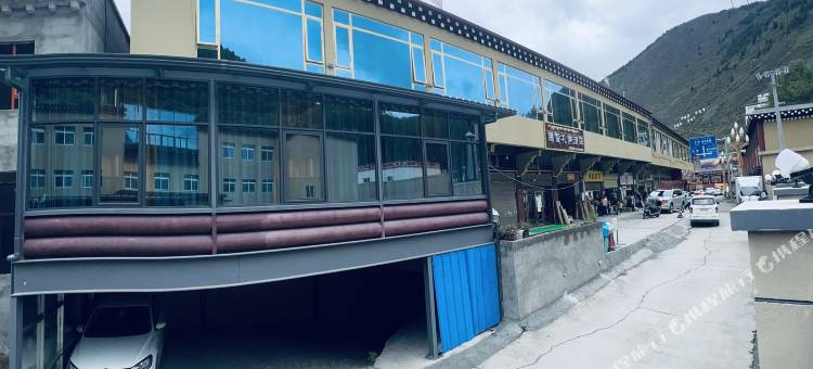 新龙腾智孔萨酒店图片