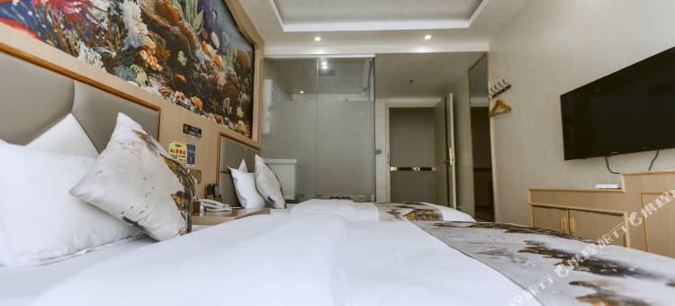 独山尚品主题酒店(县人民医院店)图片