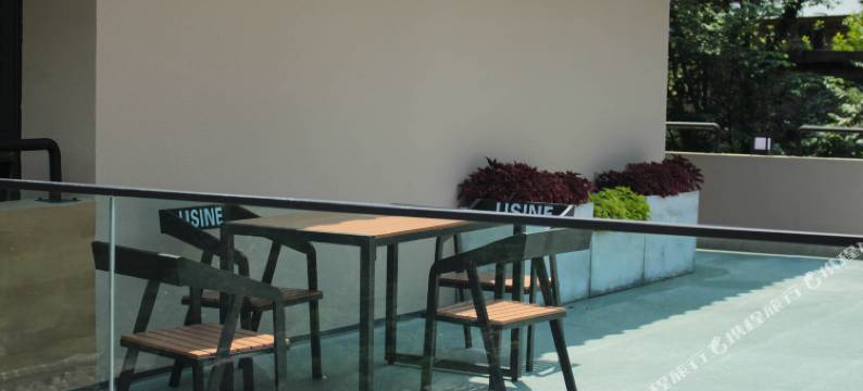 丛林间民宿(八里沟店)图片