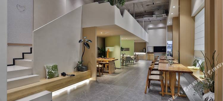 遇·萌悦漫居酒店(绍兴鲁迅故里仓桥直街店)图片