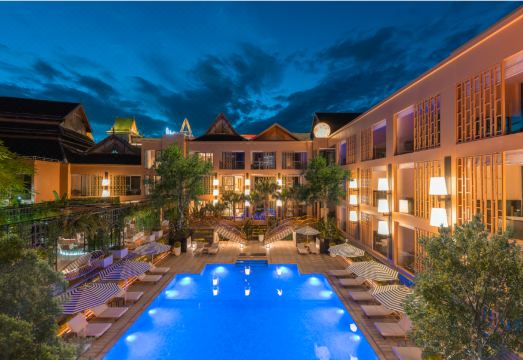 璞轩酒店（西双版纳景洪告庄西双景星光夜市店）外景图