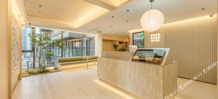 里白酒店(长沙湘雅医院地铁站省博物馆店)图片