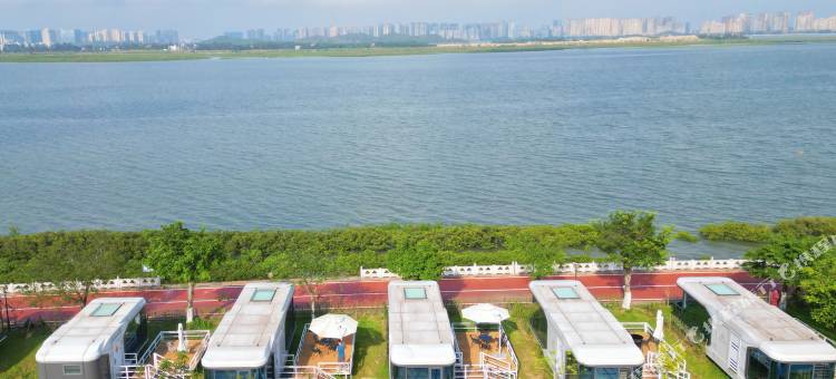 逸海西岸太空舱民宿(西湾环海大道店)图片
