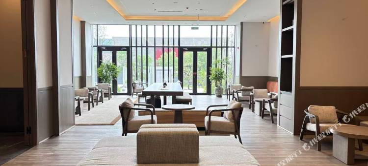 龙昂国际酒店(张家口蔚县蔚州博物馆店)图片