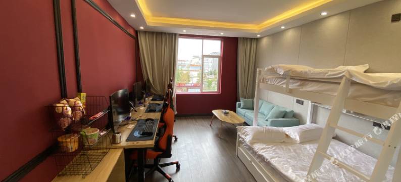 香格里拉大灵猫电竞主题酒店图片