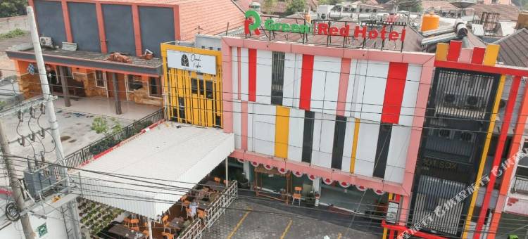 宗班绿红伊斯兰酒店(Green Red Hotel Syariah Jombang)图片