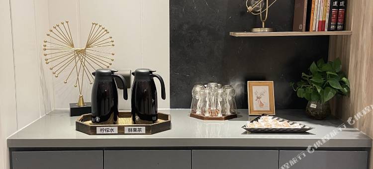 汉庭优佳酒店(北京国贸九龙山地铁站店)图片