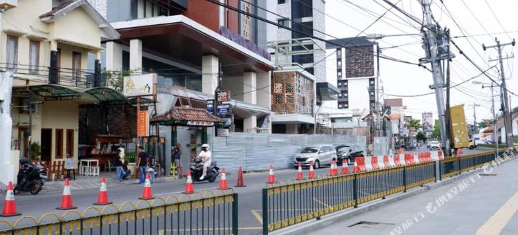 克雷斯纳宾馆玛琅博罗米特拉红门酒店(Khresna Guest House Malioboro Mitra RedDoorz)图片