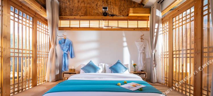 泸沽湖子悦山舍客栈图片