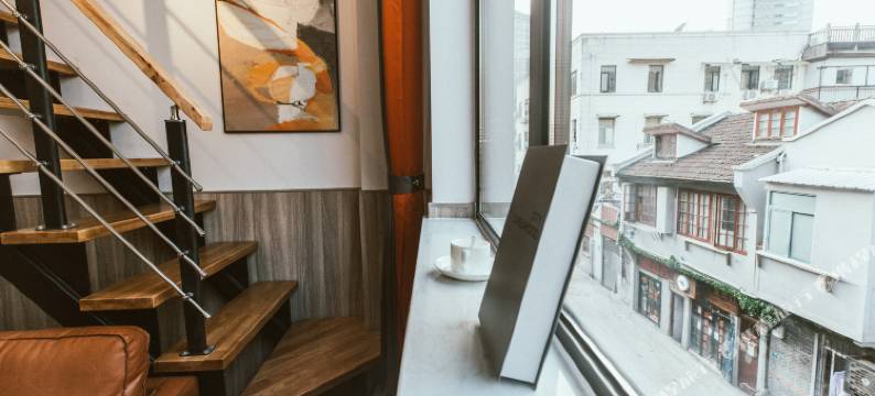 子鱼居酒店(上海人民广场店)图片