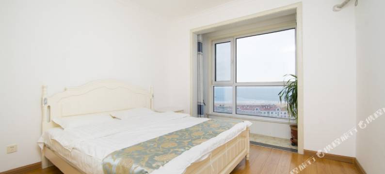 雯名公寓(青岛金沙滩路店)图片