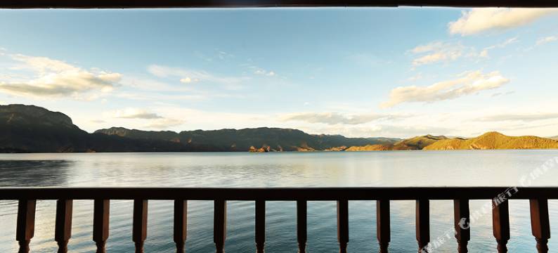 泸沽湖糊涂岁月客栈图片