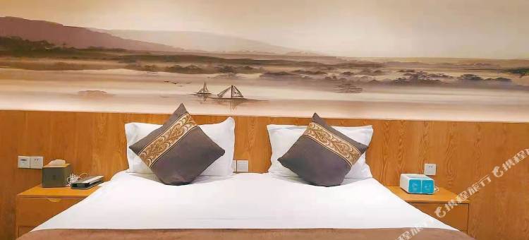 睿柏·云酒店(慈溪杭州湾水世界店)图片