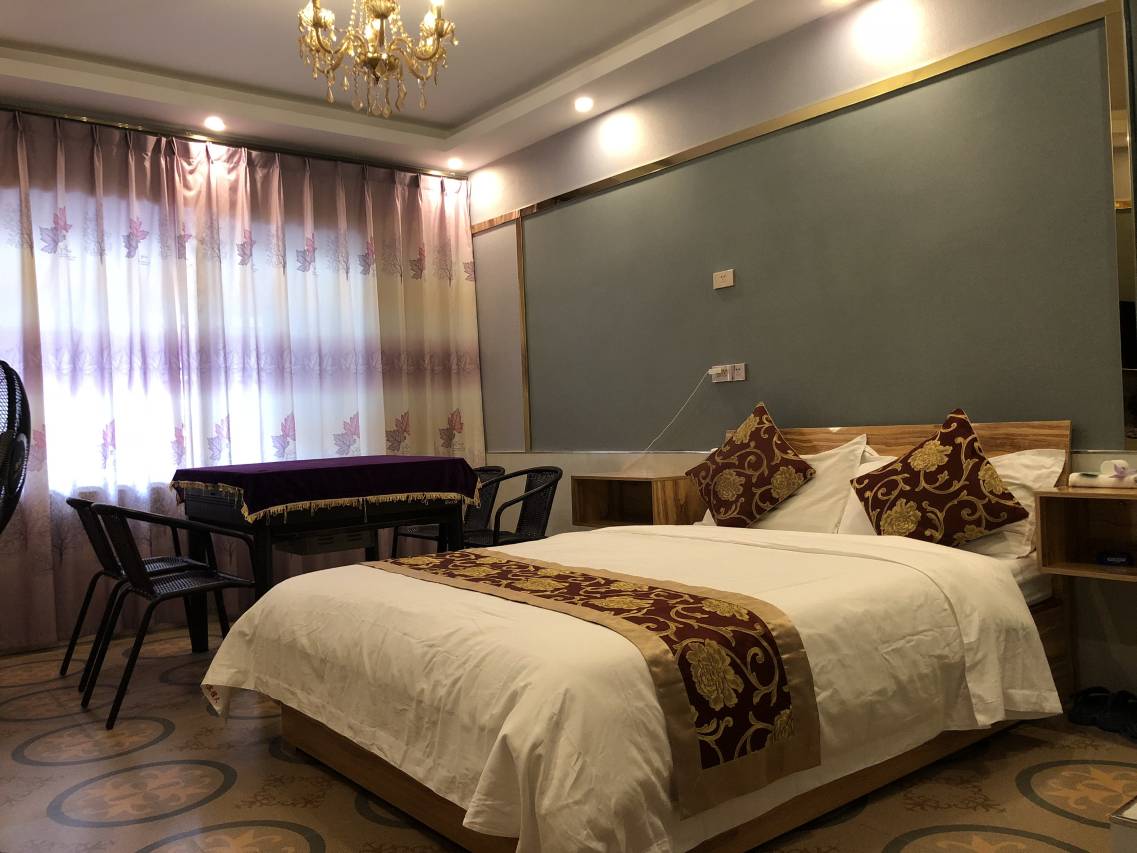 大竹强哥休闲宾馆