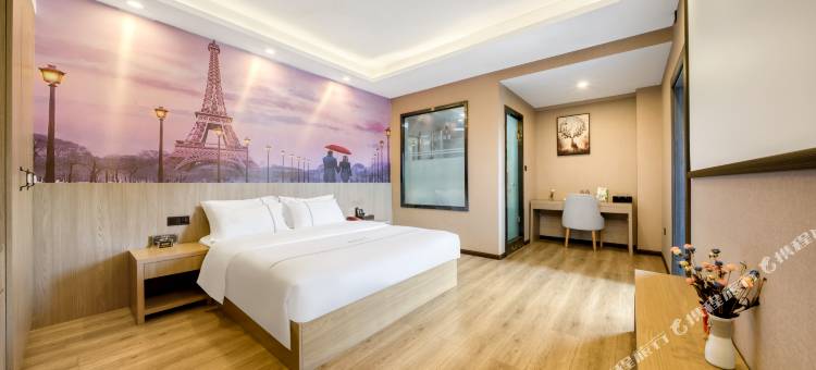 乐善鑫濠影院主题酒店(宜宾高铁西站店)图片