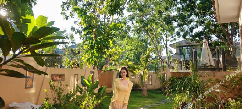 景洪·澜沧江畔Villas丨草木间度假民宿(江边夜市泼水广场店)图片