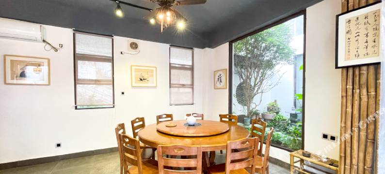 珠海青瓦房民宿(金湾机场店)图片