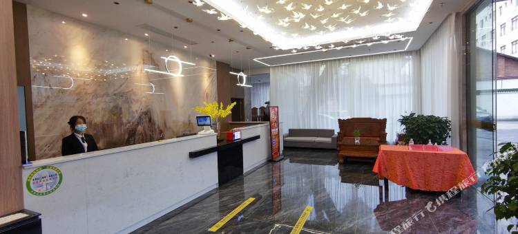 大余西华山酒店图片