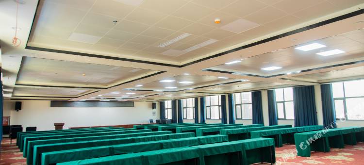 平舆燕庭国际酒店图片