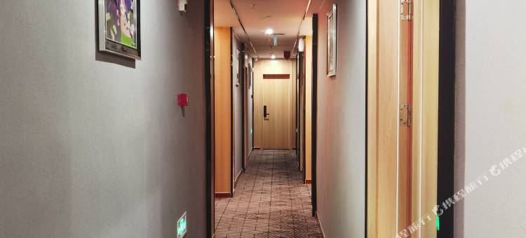营山苏林酒店(泰合新天地店)图片