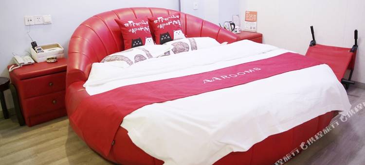 上海520主题酒店(安亭地铁站店)图片