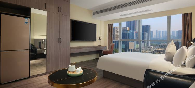 朗丽兹酒店(成都世纪城会展中心店)图片