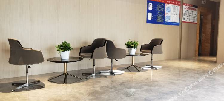 鸿都酒店(库尔勒火车站店)图片