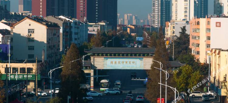 美豪丽致酒店(青岛胶东机场胶州宝龙广场店)图片