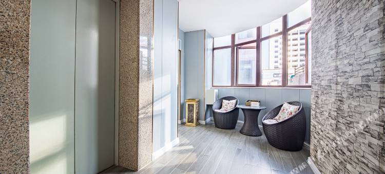 爱丽斯优迪酒店(都匀西山大桥石板古街店)图片