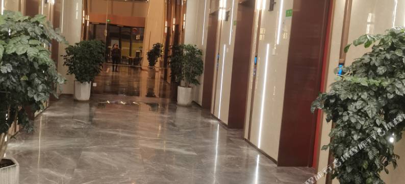 莉璟民宿(春融街地铁站呈贡吾悦广场店)图片