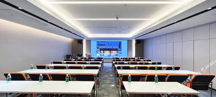 嘉兴中山路江南摩尔亚朵酒店图片