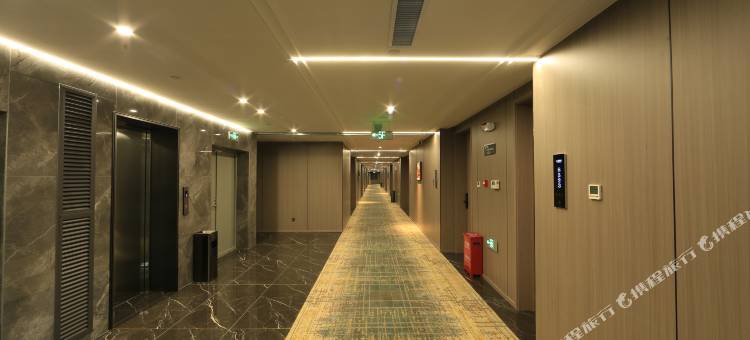 天悦智能酒店图片