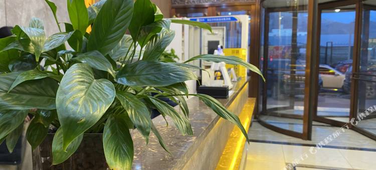 囊谦松玉酒店图片