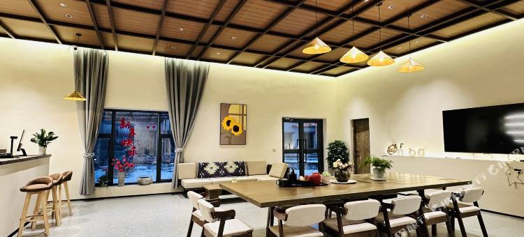 漫觅石光民宿图片