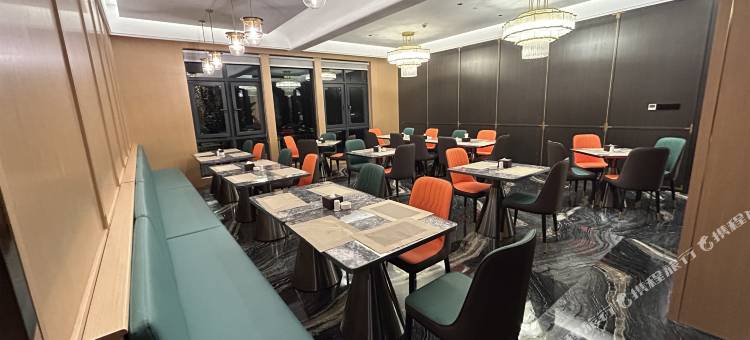 保山三川设计师观景酒店(五洲国际广场店)图片