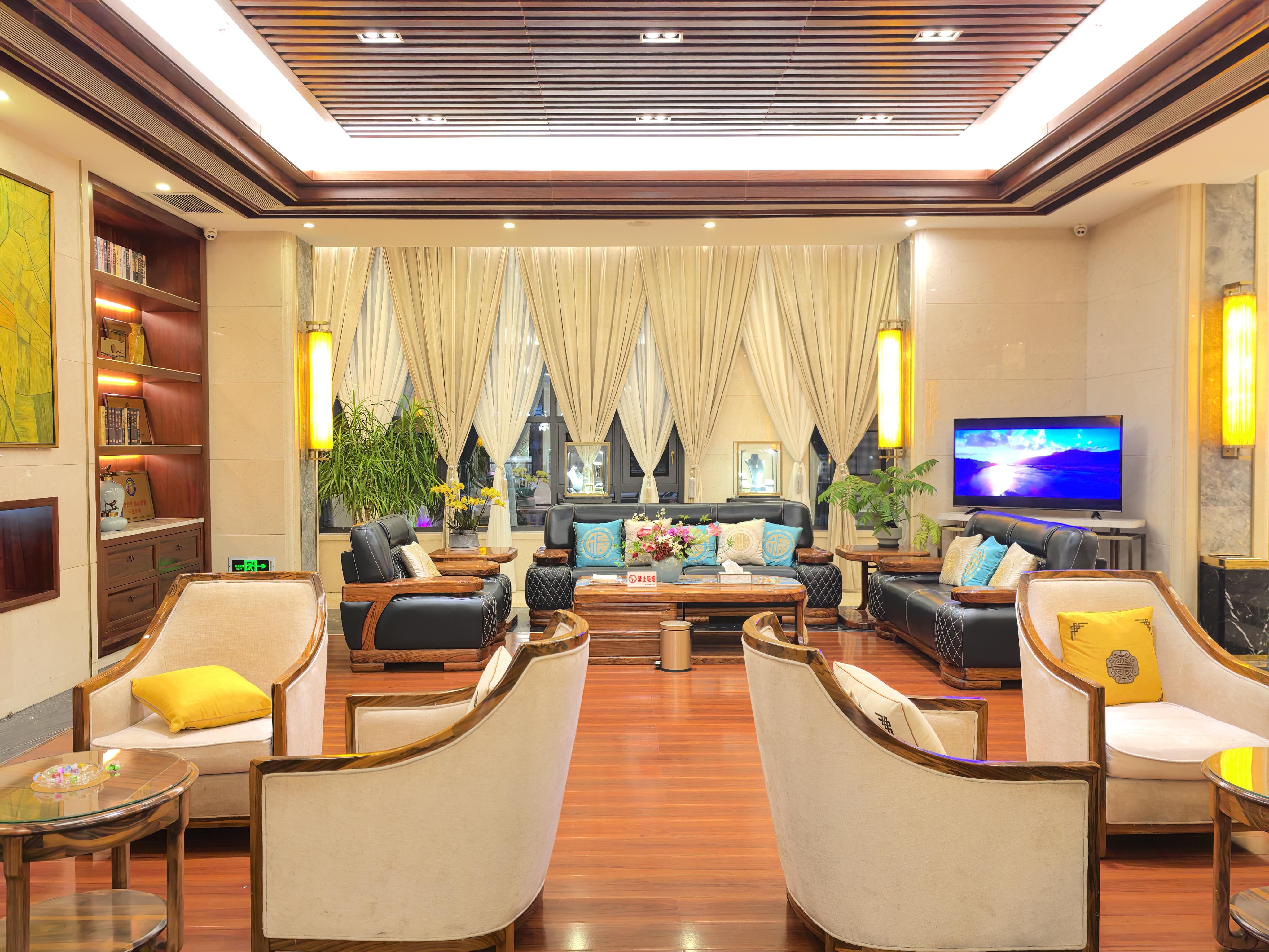 YingJiang SHIMIWADI HotelOver view