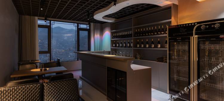 涧溪岩·汤泉全景酒店(西江千户苗寨店)图片