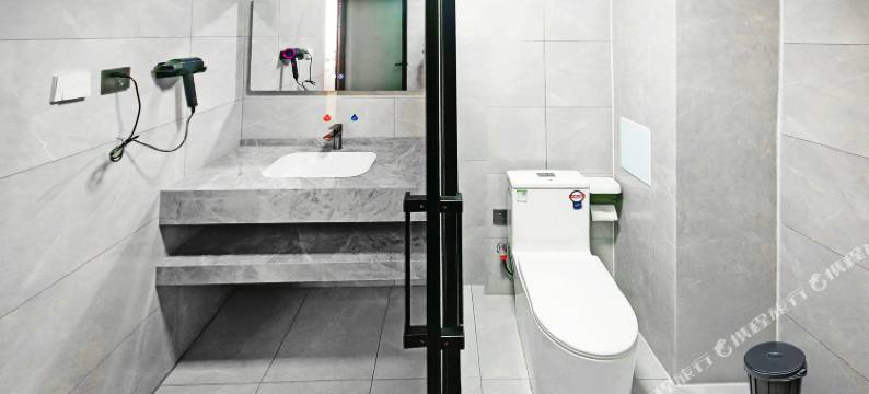 德钦海湾8号江景大酒店图片