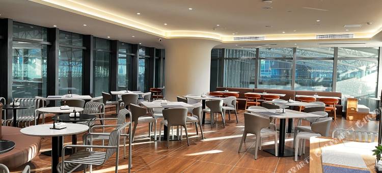 珠海馨乐庭酒店(拱北口岸富华里店)图片