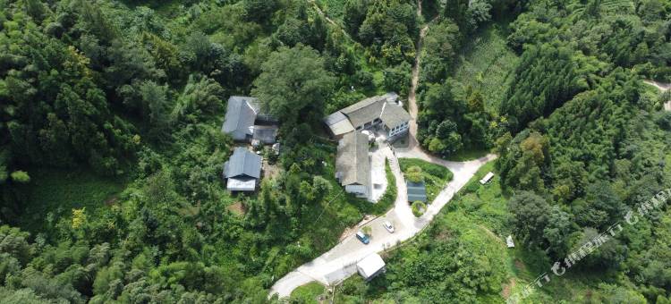 八亩叁田民宿(雅安碧峰峡店)图片