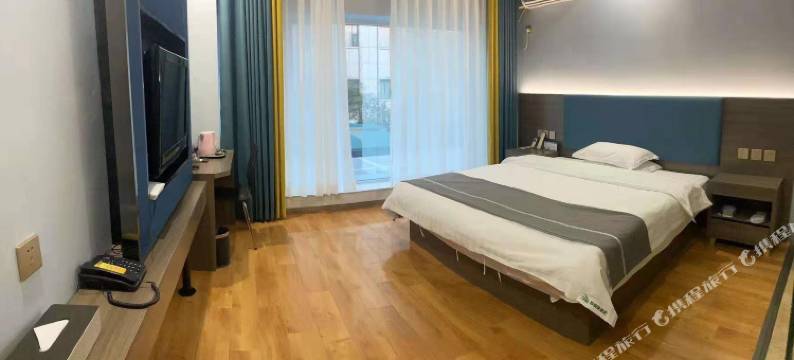 江油棕榈泉花园商务酒店(纪念碑太白公园店)图片