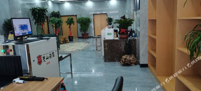 和田禾云阁宾馆(和田夜市店)图片