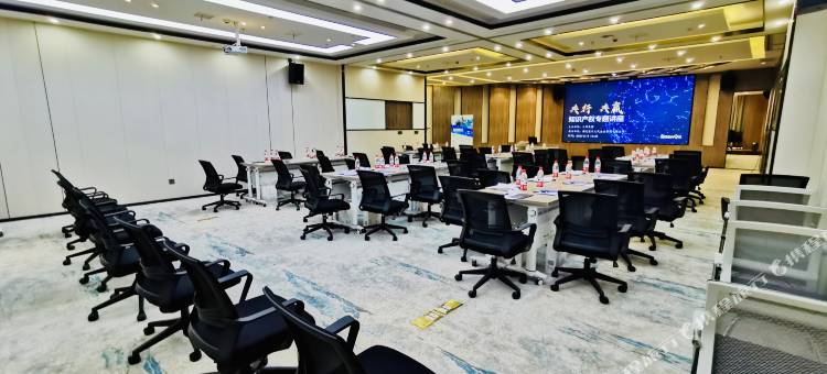 美居电竞酒店(武汉工程大学店)图片