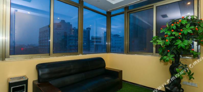 希铂度酒店(火车站五路口地铁站店)图片