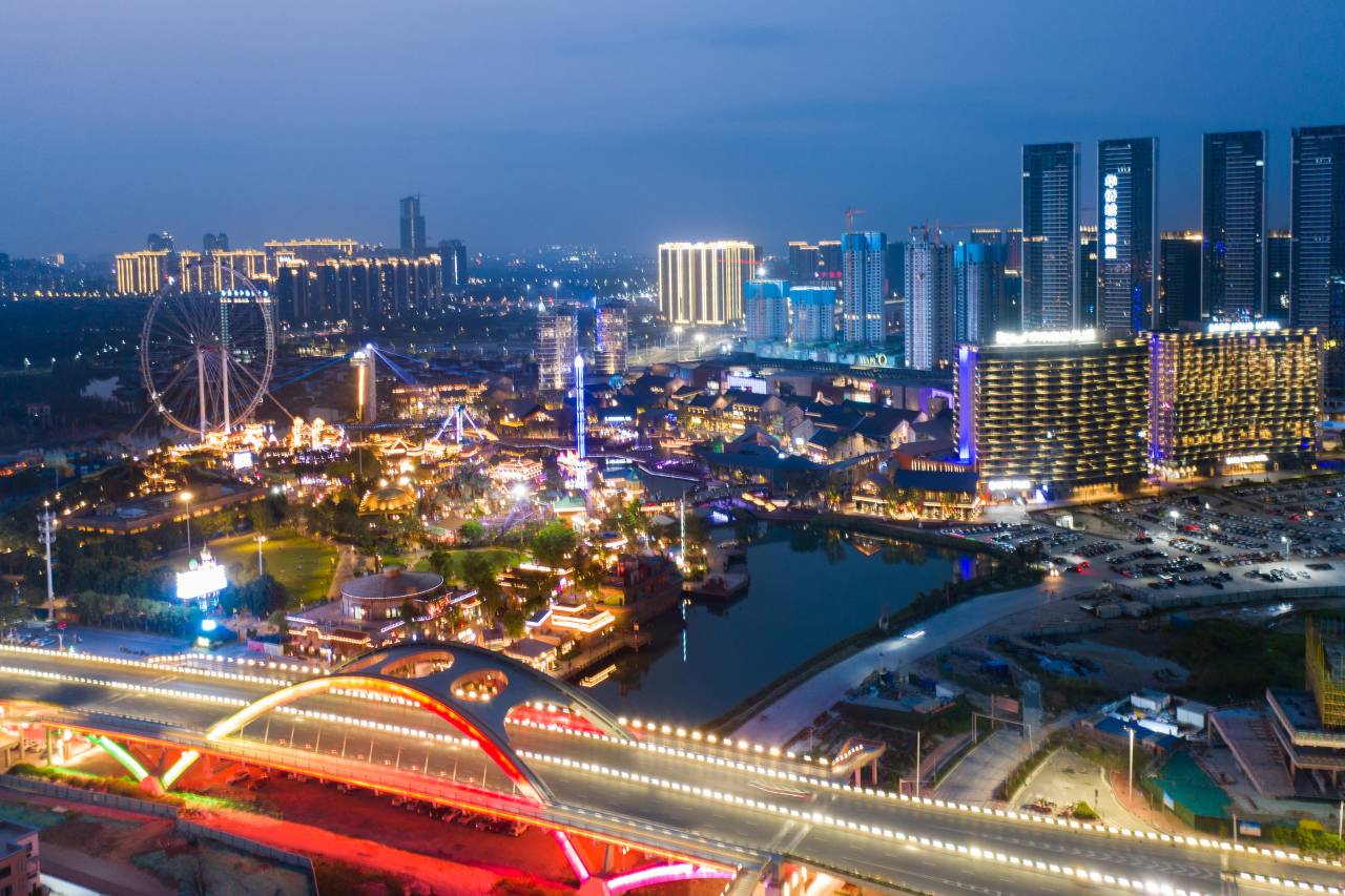佛山顺德欢乐海岸欢乐大道亚朵酒店图片