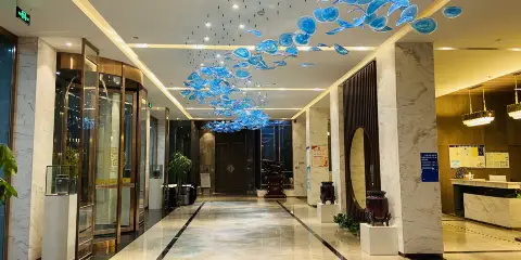 滎陽璞苑酒店(吾悅廣場店)