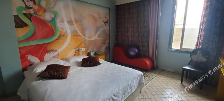 常熟非尚主题宾馆图片